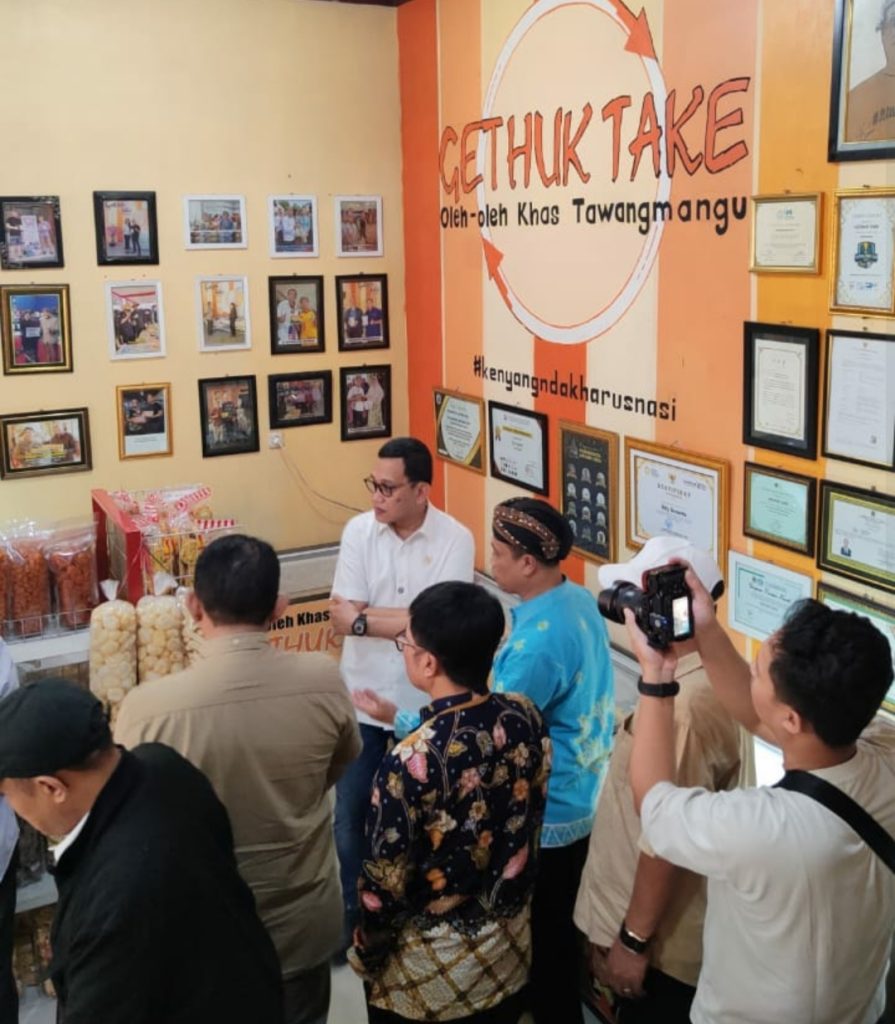 Terima Kunjungan Menteri P2MI Abdul Kadir Karding, Edy Gethuk Take : Pergi Migran Pulang jadi Juragan 2 IMG 20250721 074958