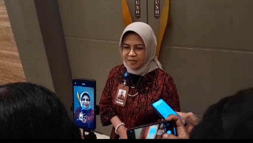 Ikuti Wisuda di Politeknik Indonusa, Mahasiswa Disalibitas Muhammad Akbar : Keterbatasan Jangan Menghalangi Kemauan 1 IMG 20251015 172726