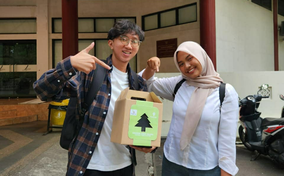 Mahasiswa ISI Solo Bikin Tatakan Gelas dari Sepet Kelapa, Biar Keren Dikasih Nama Triple Co, Lolos PKM Kewirausahaan 1 IMG 20251018 185410