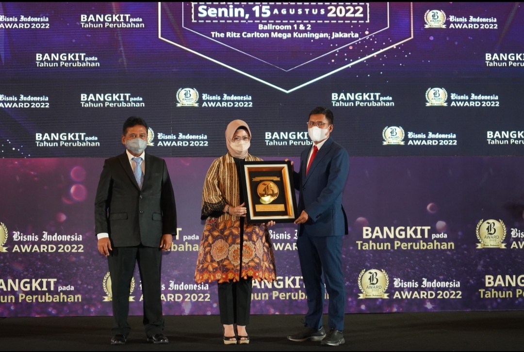 Pimpin Pasar Keuangan Syariah, BSI Raih Penghargaan Bisnis Indonesia Award 2022