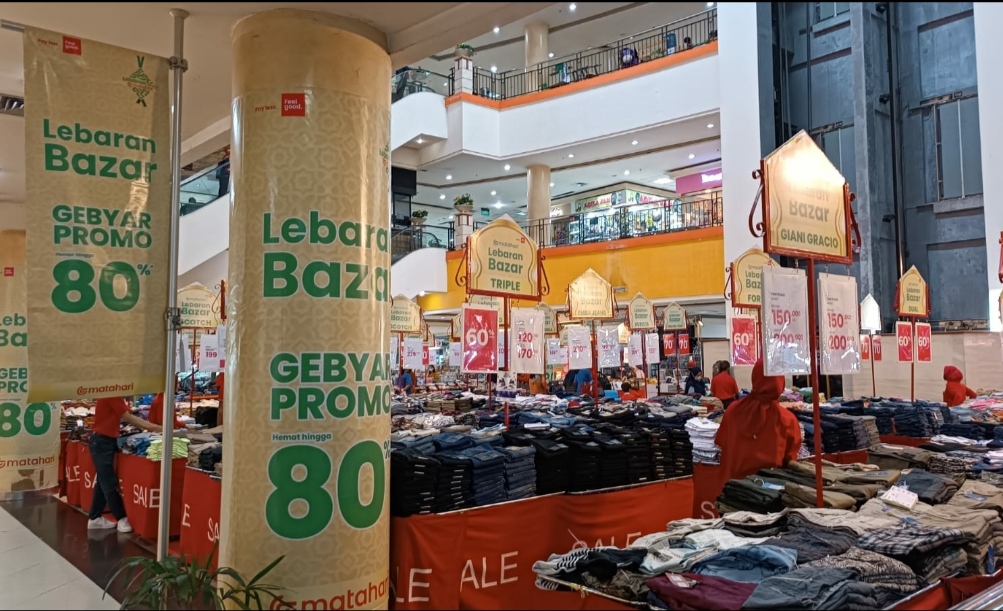 Cari Baju dan Kebutuhan Lebaran, Ada Tenant Di Solo Grand Mall Tawarkan Diskon Hingga 80%